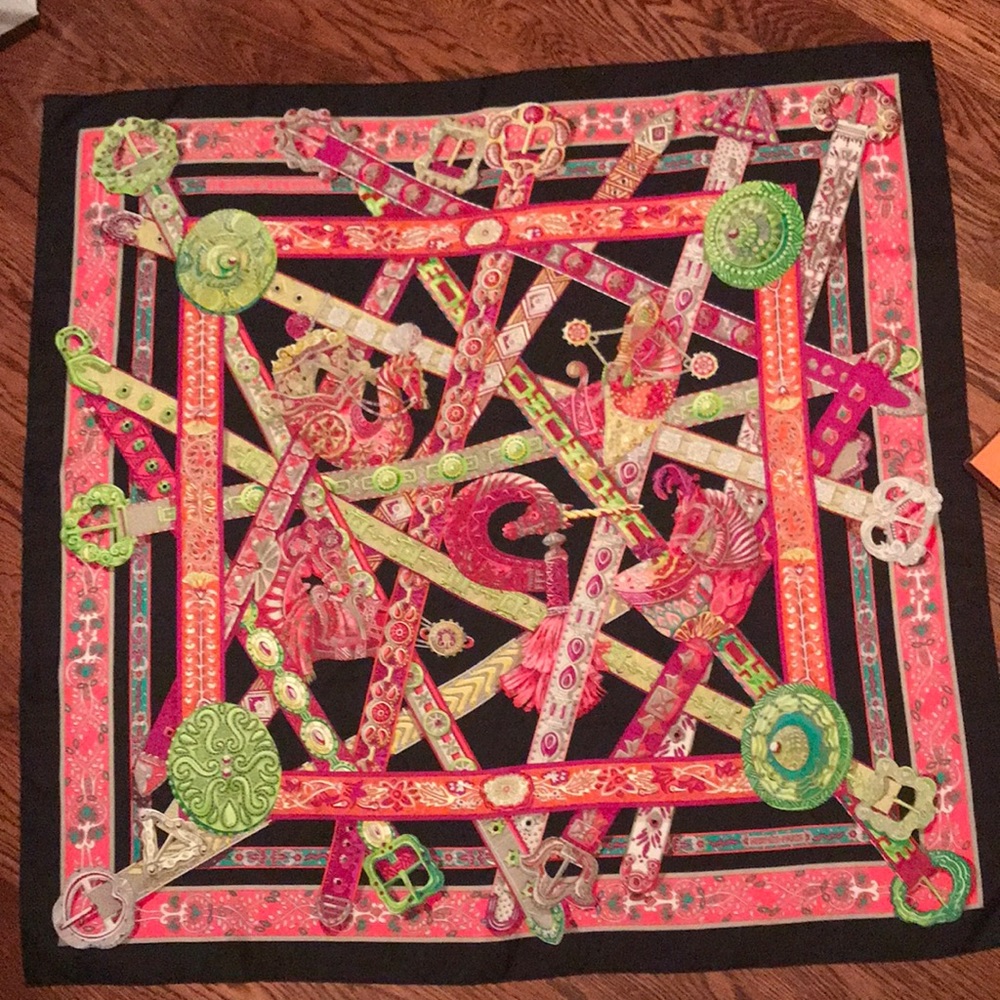 Hermes Le Songe De La Licorne 90 cm twill 100%silk scarf